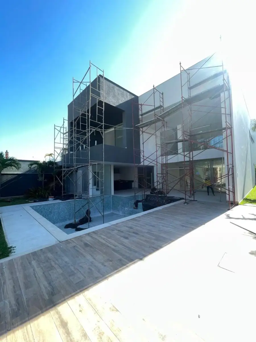 Andaime montado em obra da DRL no Rio de Janeiro